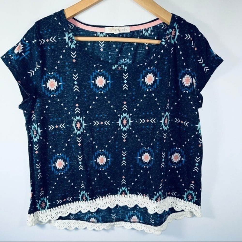 Rewind Women's Blouse Blue Aztec Top Size Medium‎